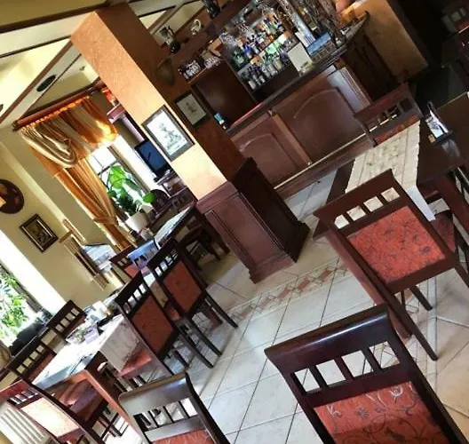 Restauracja Podzamcze Hotel 2*